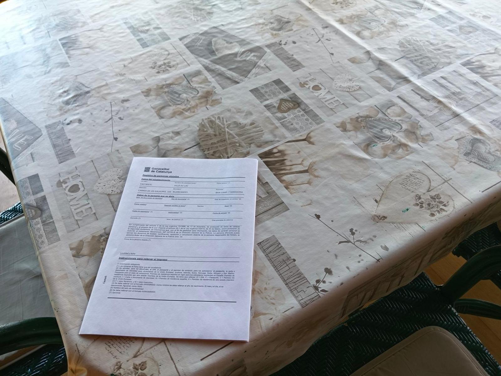 Villa Du Lac Speciale Pour Famille Avec Enfant Riudecanyes Eksteriør billede